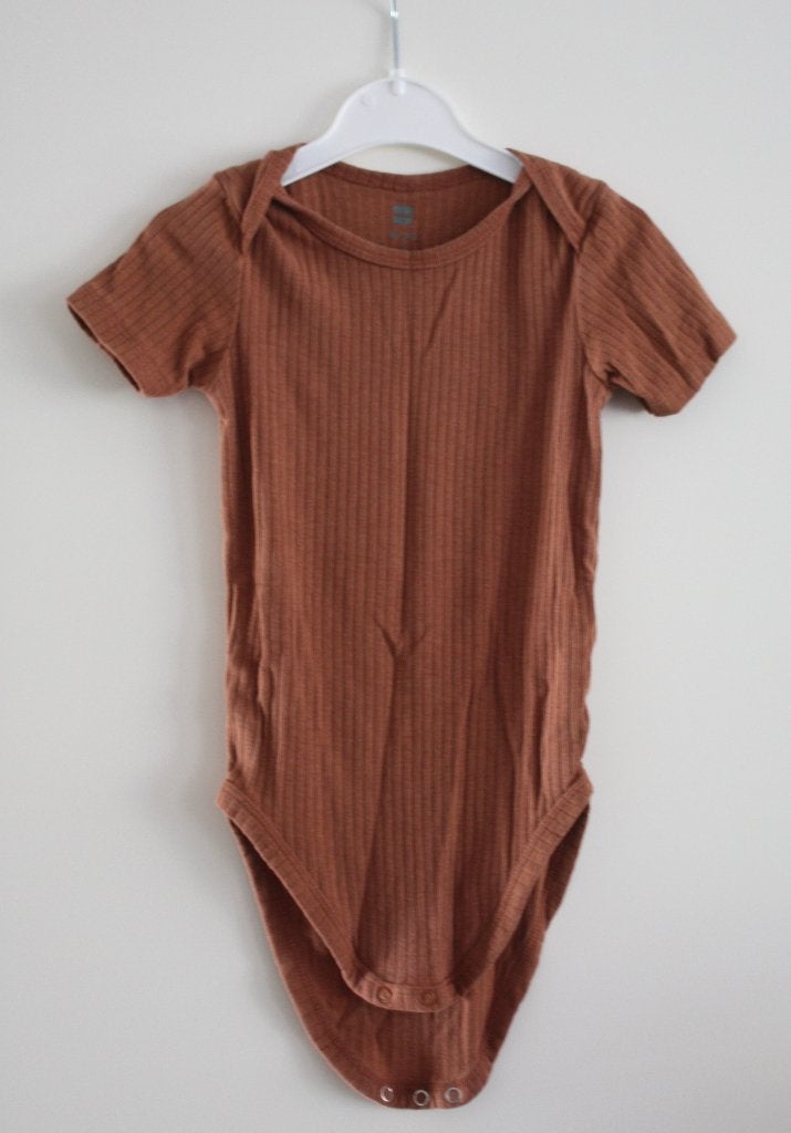 bruin rompertje maat 86-92, Ophalen of Verzenden, Gebruikt, Jongetje, Nacht- of Onderkleding
