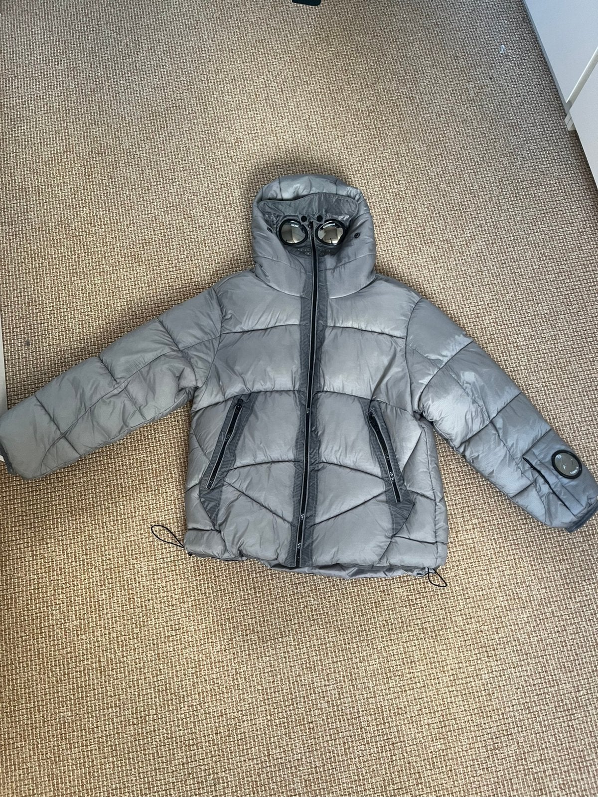 C.P. Company x Palace puffer jas M, Kleding | Heren, Ophalen of Verzenden, Zo goed als nieuw, Maat 48/50 (M), Grijs