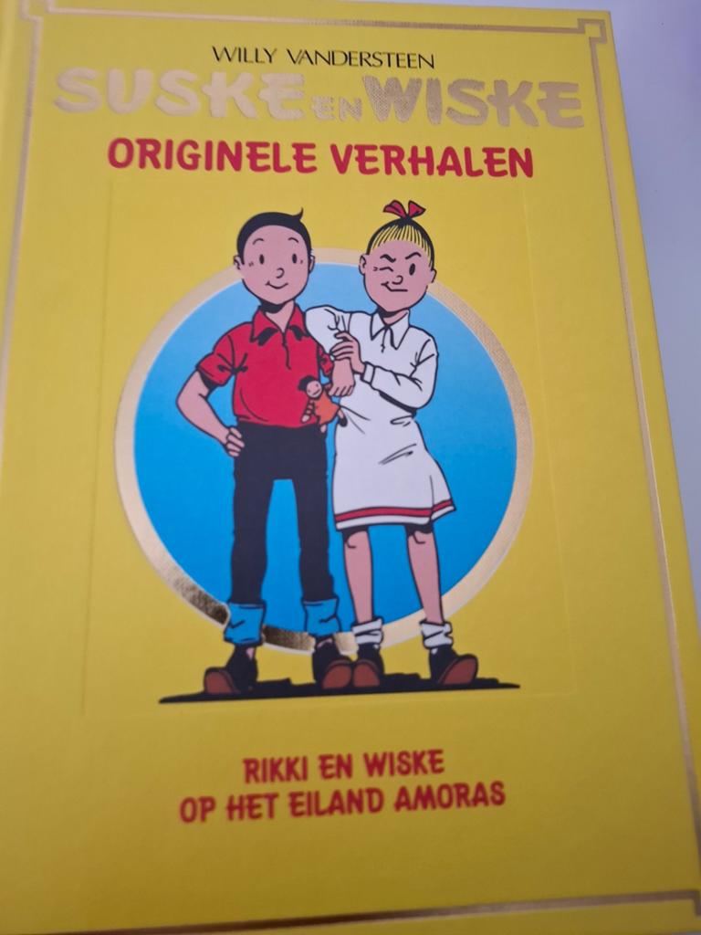 Twee Suske en Wiske boeken, Boeken, Stripboeken, Willy Vandersteen, Ophalen of Verzenden, Zo goed als nieuw, Meerdere stripboeken