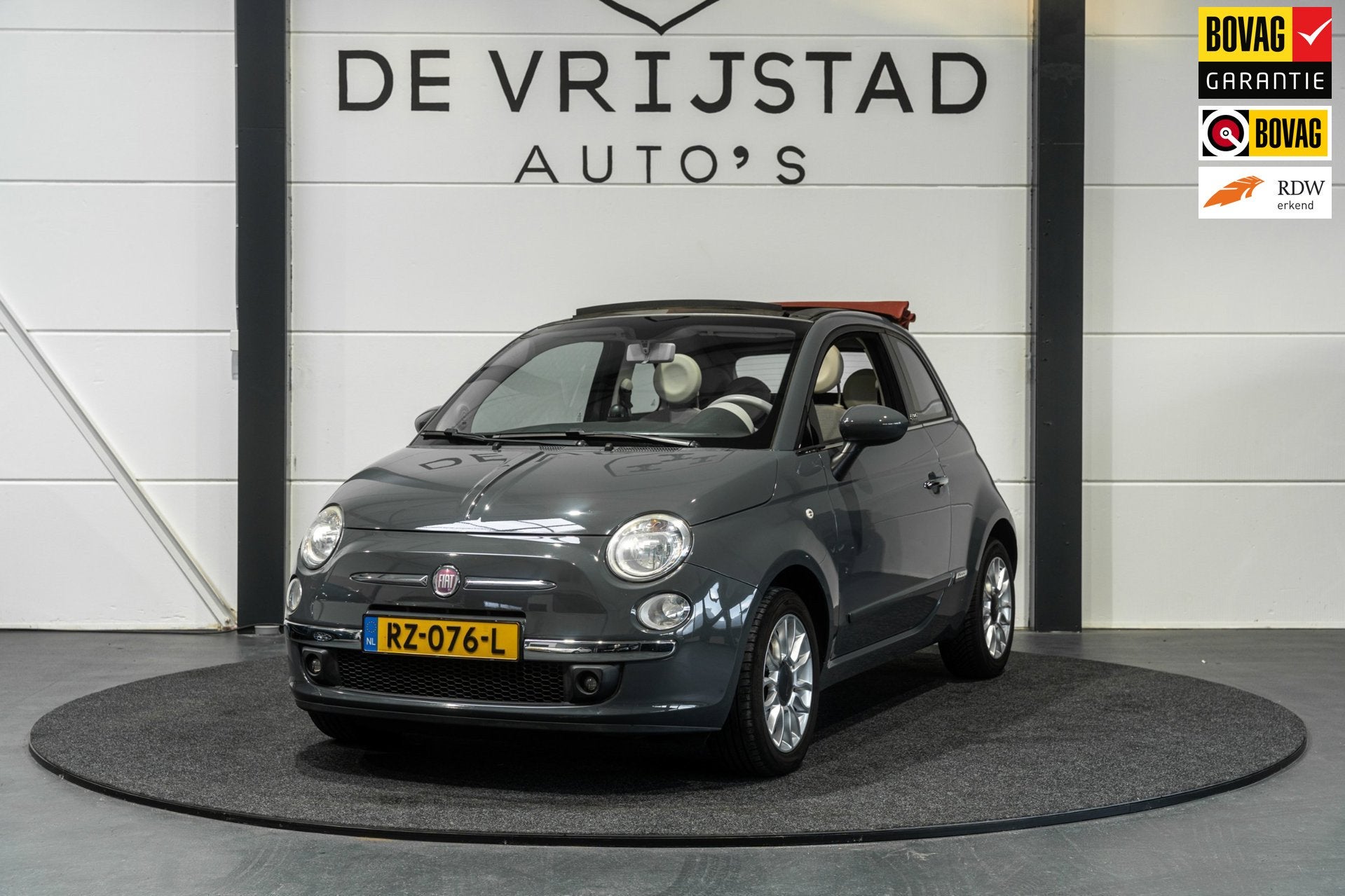 Fiat 500 C 1.2 Lounge Nardo Grey!, Auto's, Euro 5, Gebruikt, 400 kg, Bedrijf