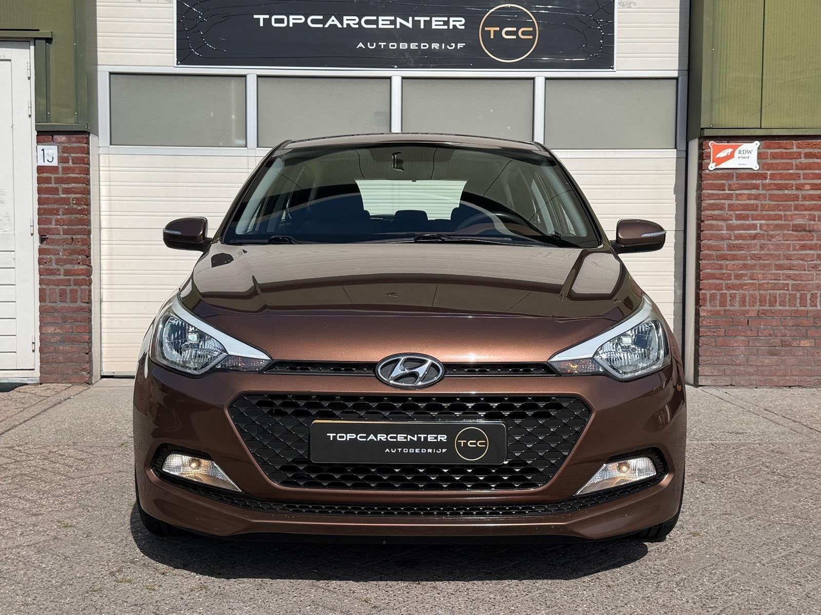 Hyundai i20 1.2 LP i-Drive Cool/AIRCO/APK, Auto's, Euro 6, 4 cilinders, Bruin, Bedrijf