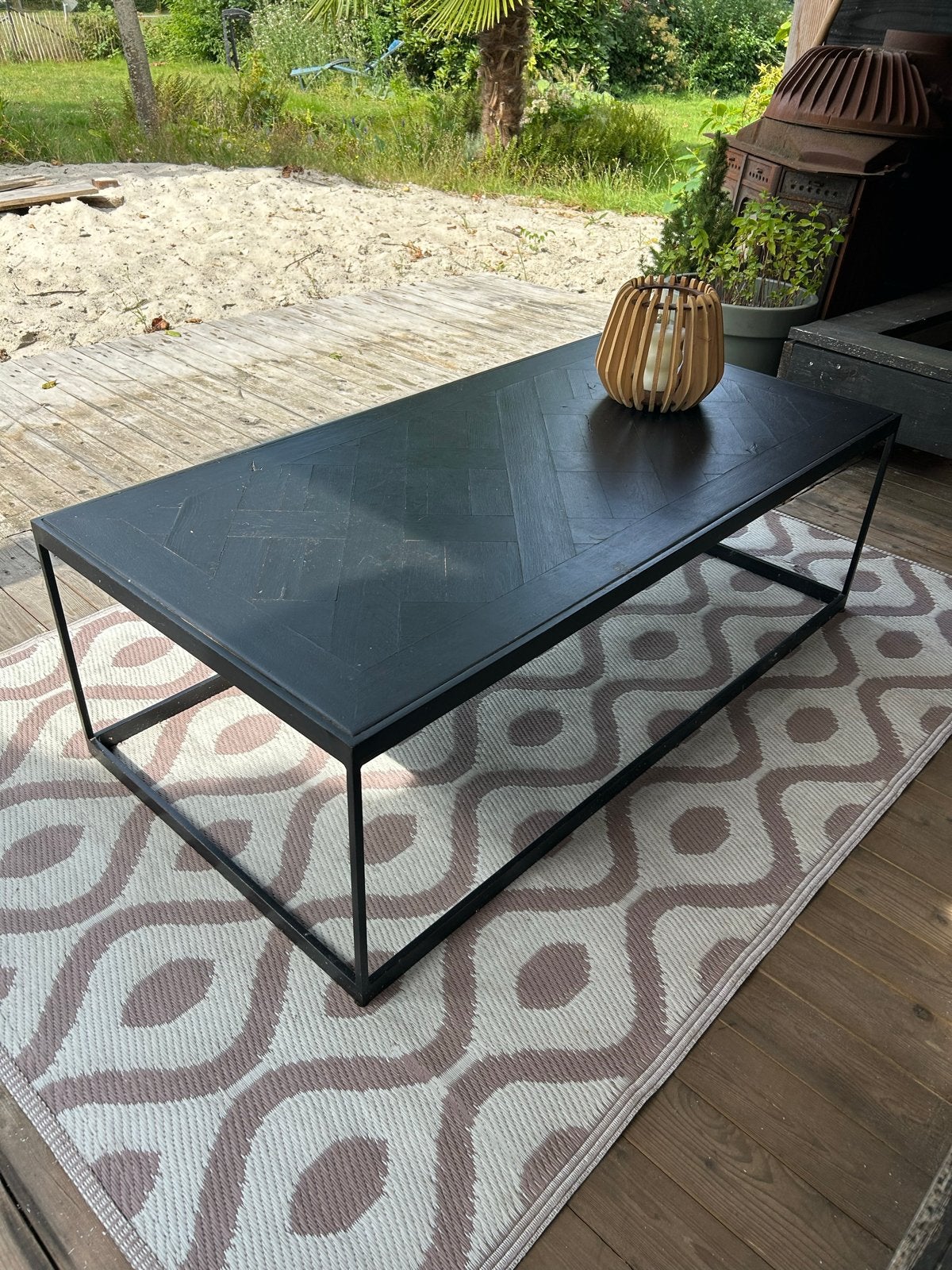 Salontafel zwart hout met zwart stalen onderstel, Ophalen, Gebruikt, 100 tot 150 cm, 50 tot 100 cm