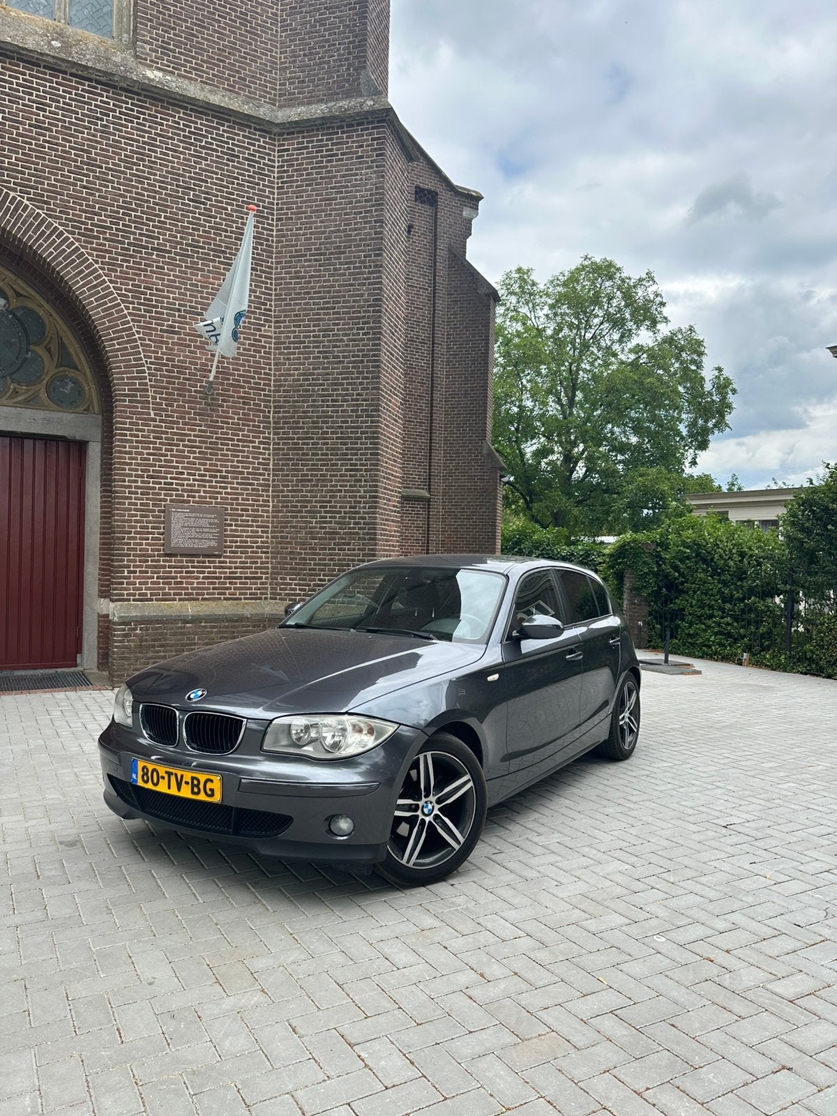 BMW 1-Serie 2.0 118I 2007 Grijs, Auto's, BMW, 1-Serie, Achterwielaandrijving, 1995 cc, 1225 kg