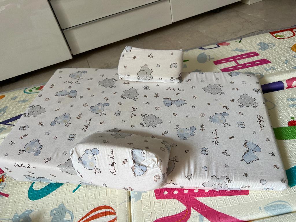 Anti colic mattress, Kinderen en Baby's, Babyvoeding en Toebehoren, Ophalen, Zo goed als nieuw, Overige typen