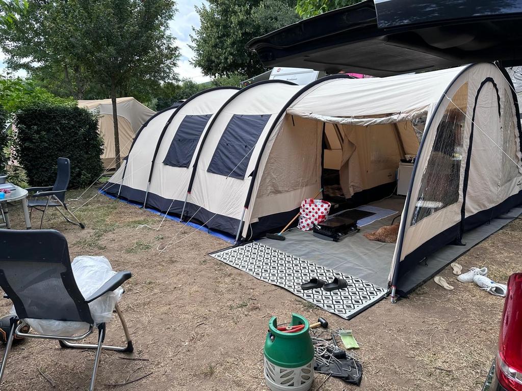 Obelink familia 6 tunneltent, Caravans en Kamperen, Ophalen, Zo goed als nieuw, Meer dan 6