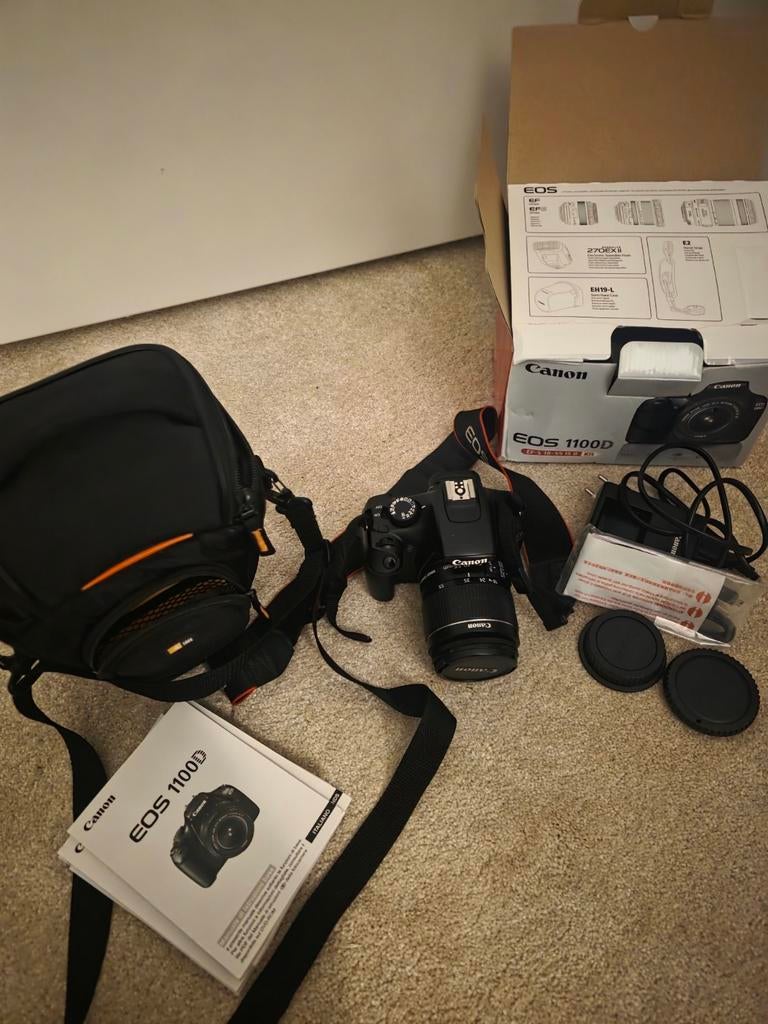 Canon EOS 1100D Spiegelreflexcamera met 18-55mm lens, Ophalen of Verzenden