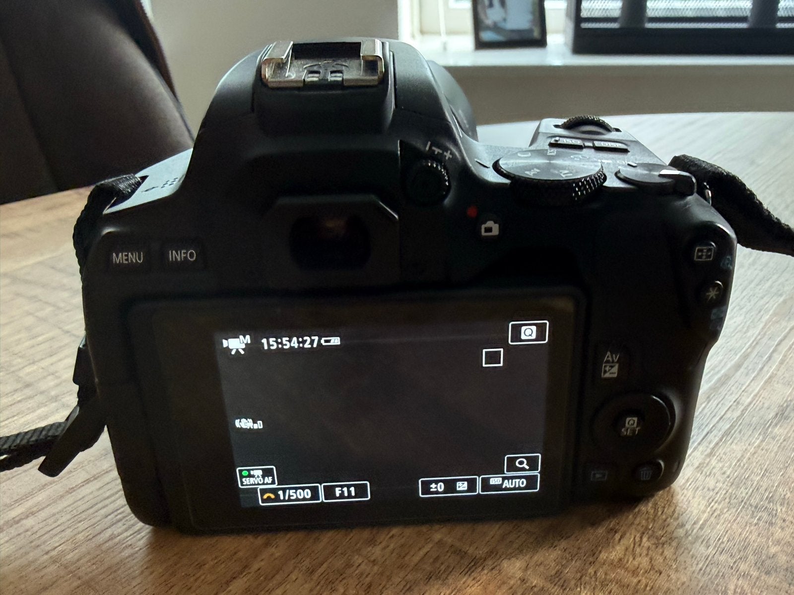 Canon EOS 250D met 18-55mm lens +2 extra lenzen zoom+macro, Spiegelreflex, Canon, Beeldstabilisatie, Ophalen of Verzenden