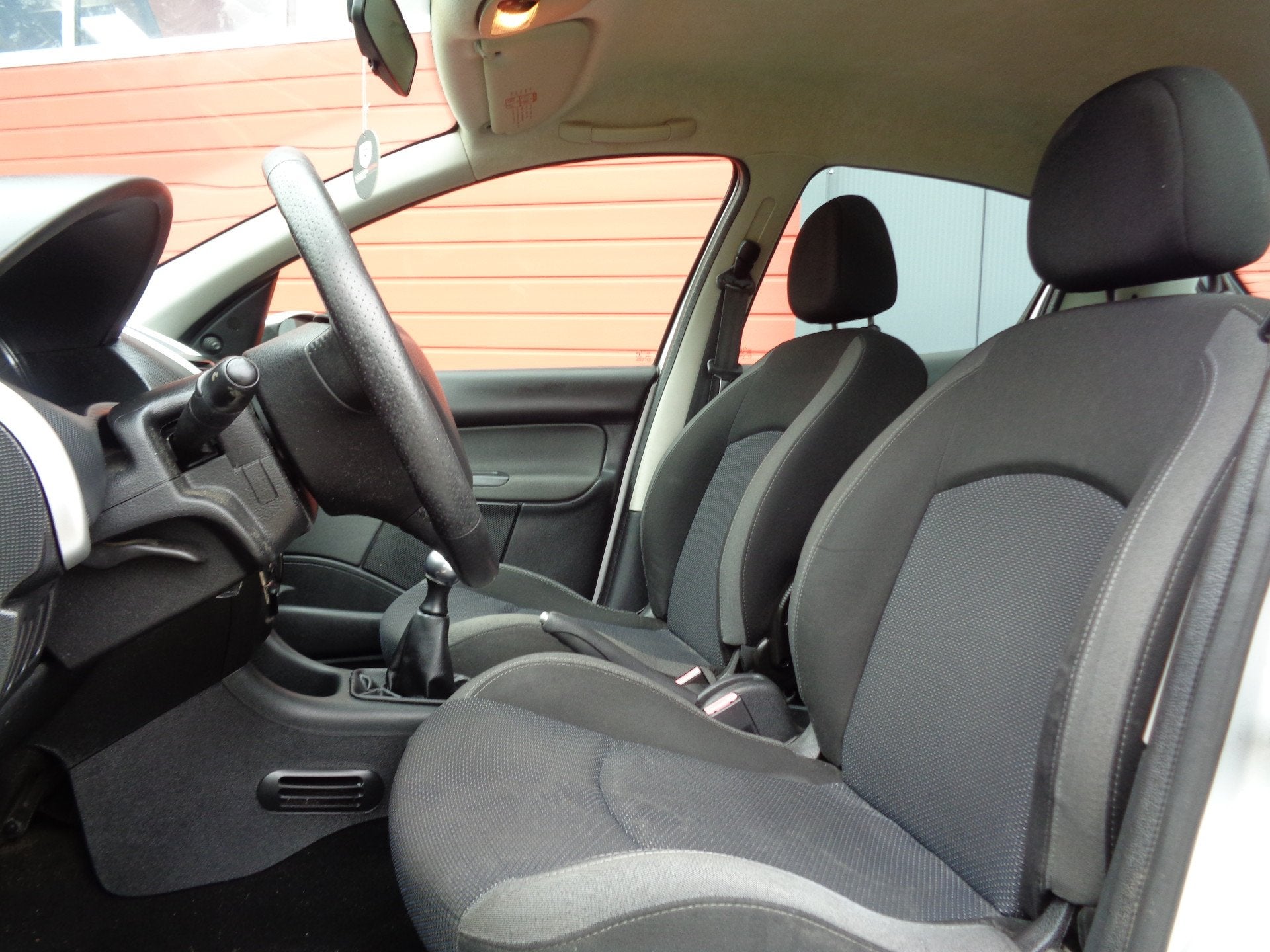 Peugeot 206+ 1.4 XS,5drs,Airco,Apk 04-09-2027Inruil koopje!, Auto's, Peugeot, Voorwielaandrijving, 206+, 31 €/maand, 4 cilinders