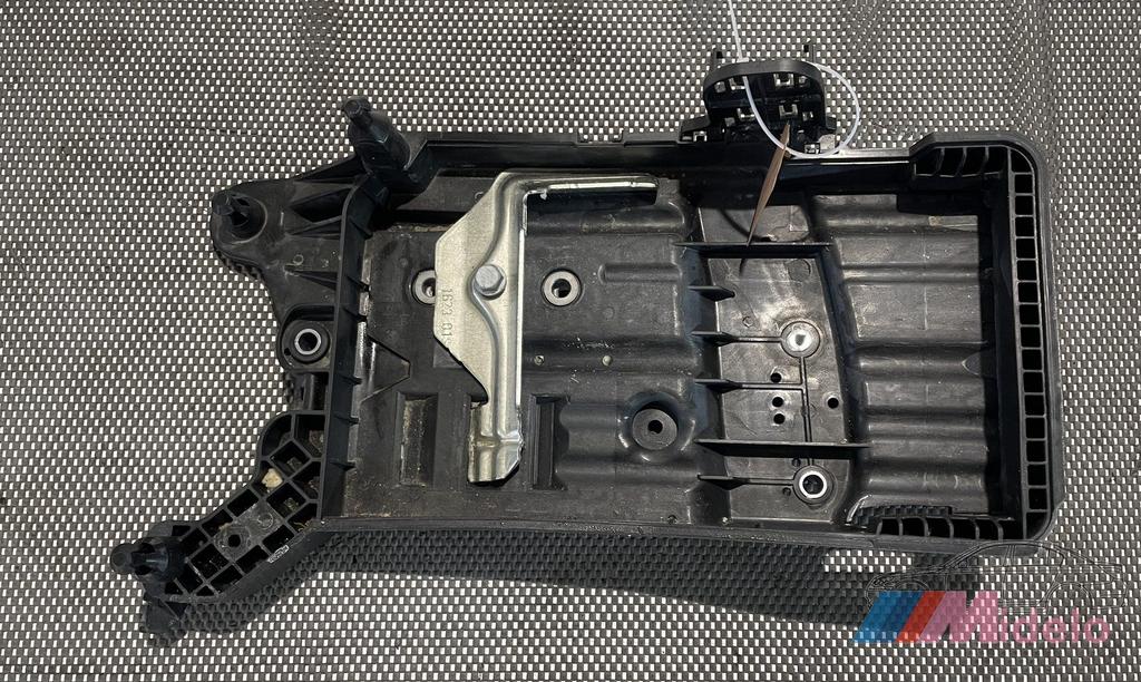 VW TIGUAN ACCUBAK 5QF915331, Auto-onderdelen, Gebruikt, -, Volkswagen, -