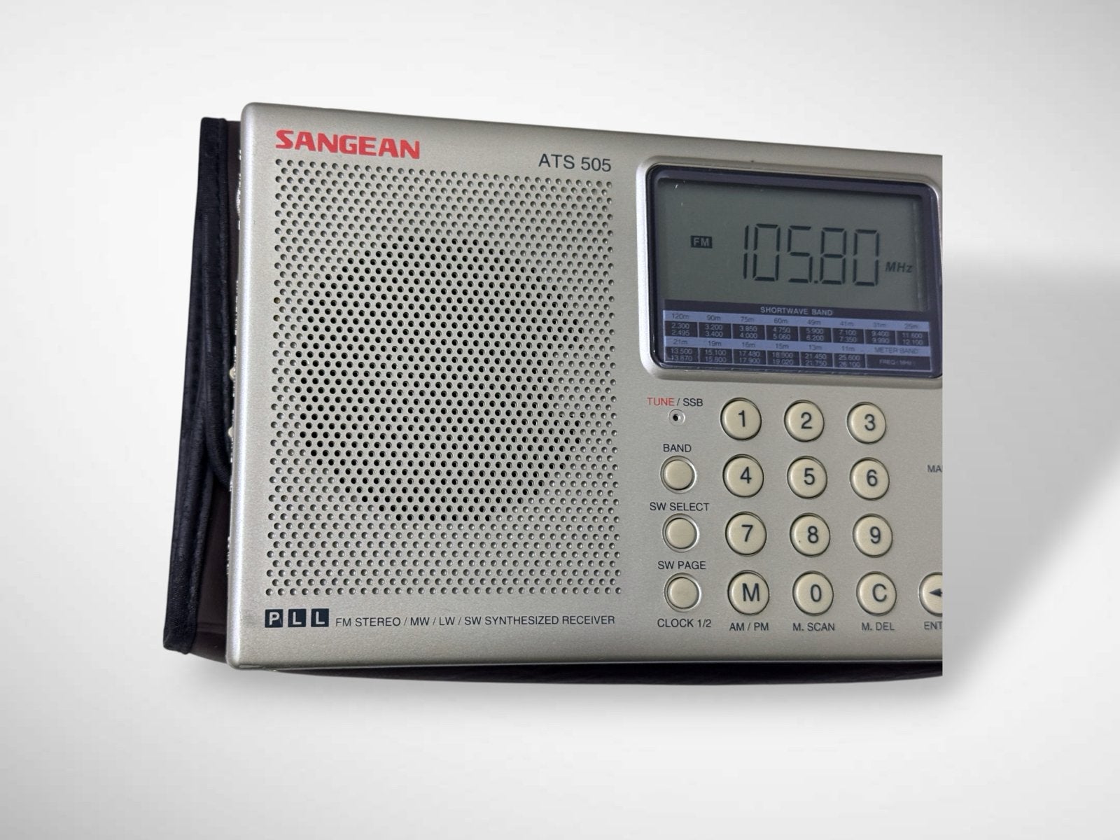 Sangean ATS 505 Wereldontvanger met originele leren hoes, Sangean, Sangean, Gebruikt, Ophalen of Verzenden