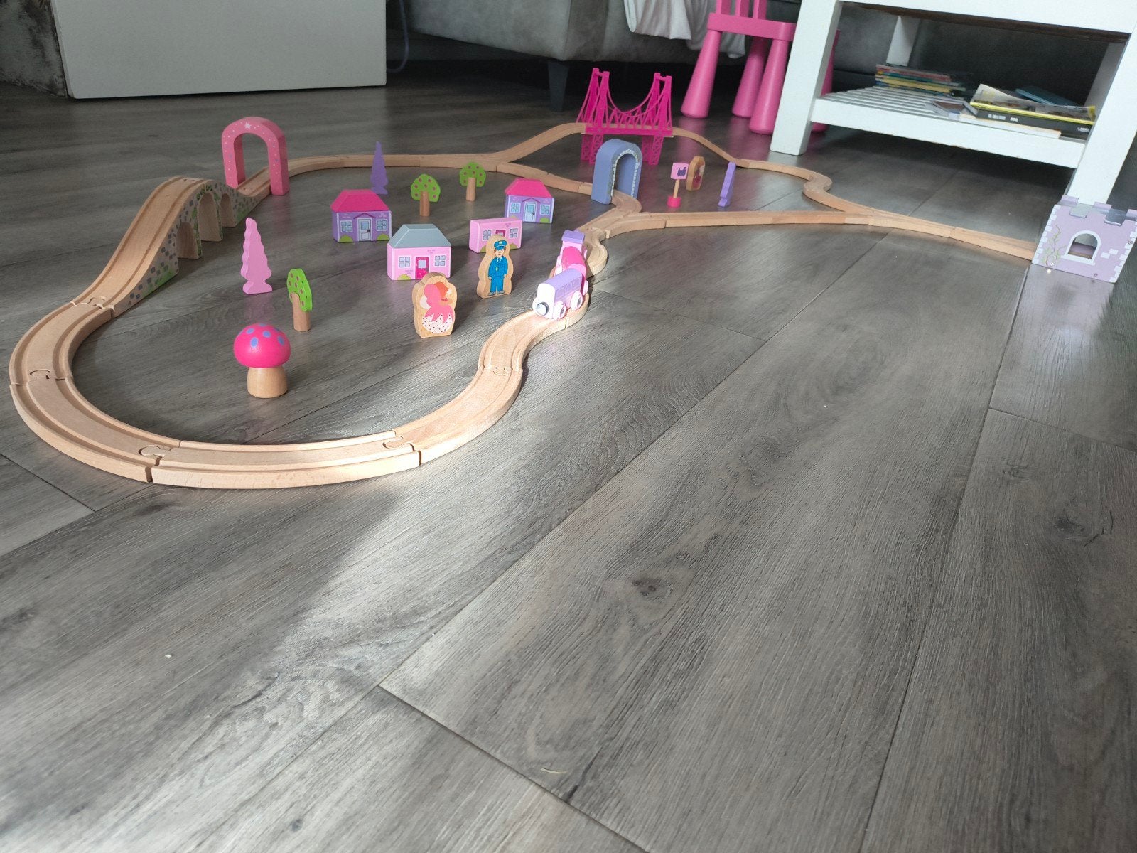 Houten bigjiggs prinsessentrein met spoor en accessoires, Ophalen, Gebruikt, Duw- of Trekspeelgoed
