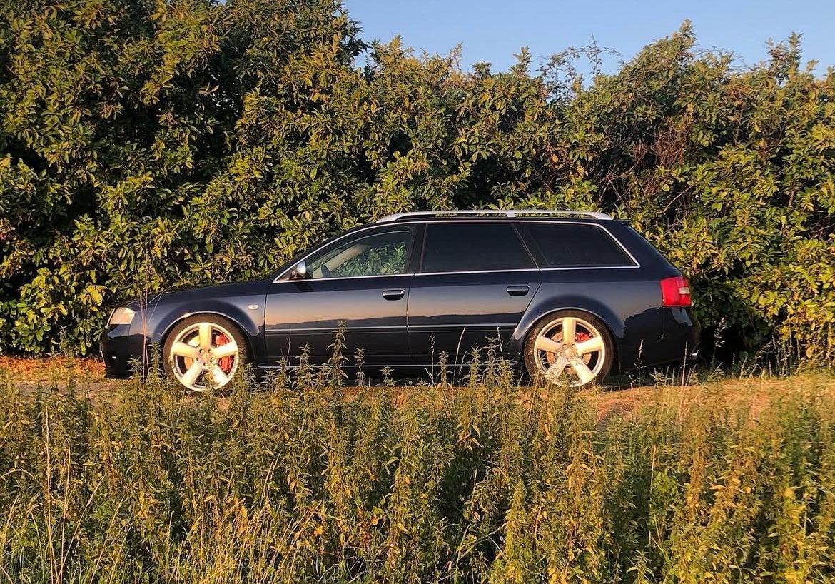 Audi RS6 4.2 V8 Quattro 2003 Blauw, Auto's, Audi, Particulier, Quattro, Benzine, Stationwagon, Automaat, Geïmporteerd, Blauw, Beige