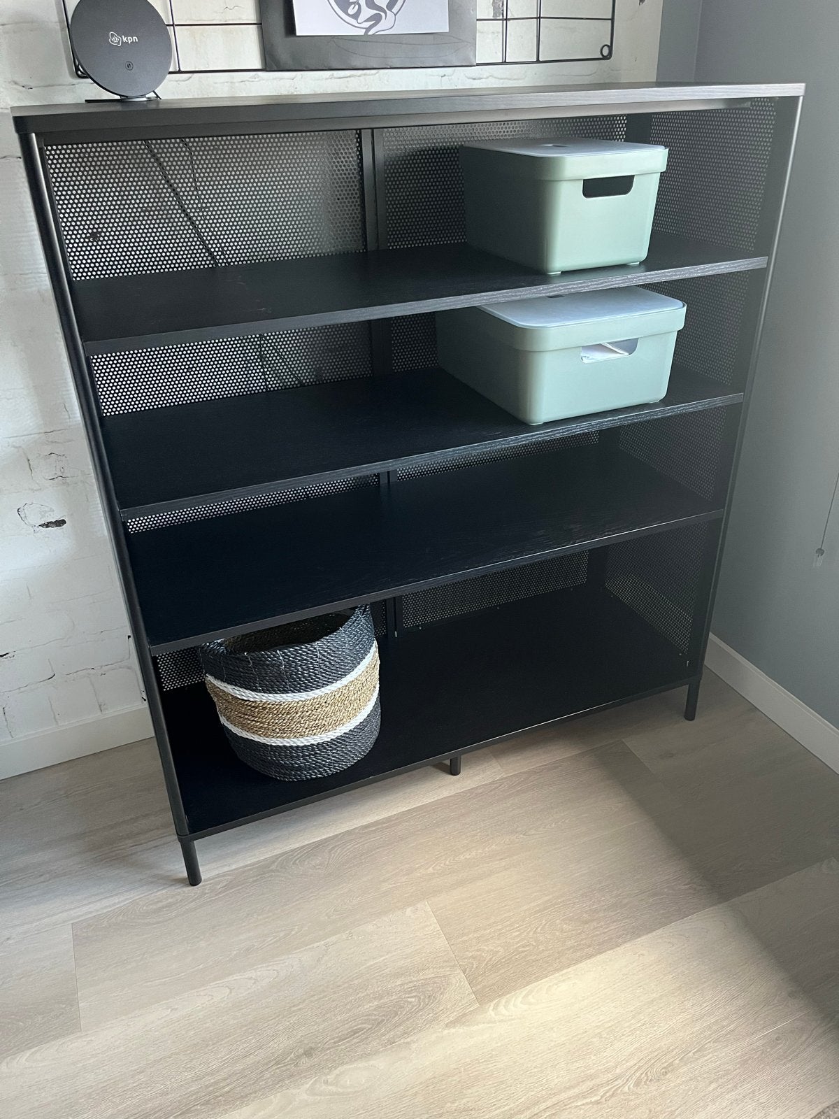 Stoere industriële kantoorkast BEKANT (IKEA), Ophalen, Met plank(en), 100 tot 150 cm, Zo goed als nieuw