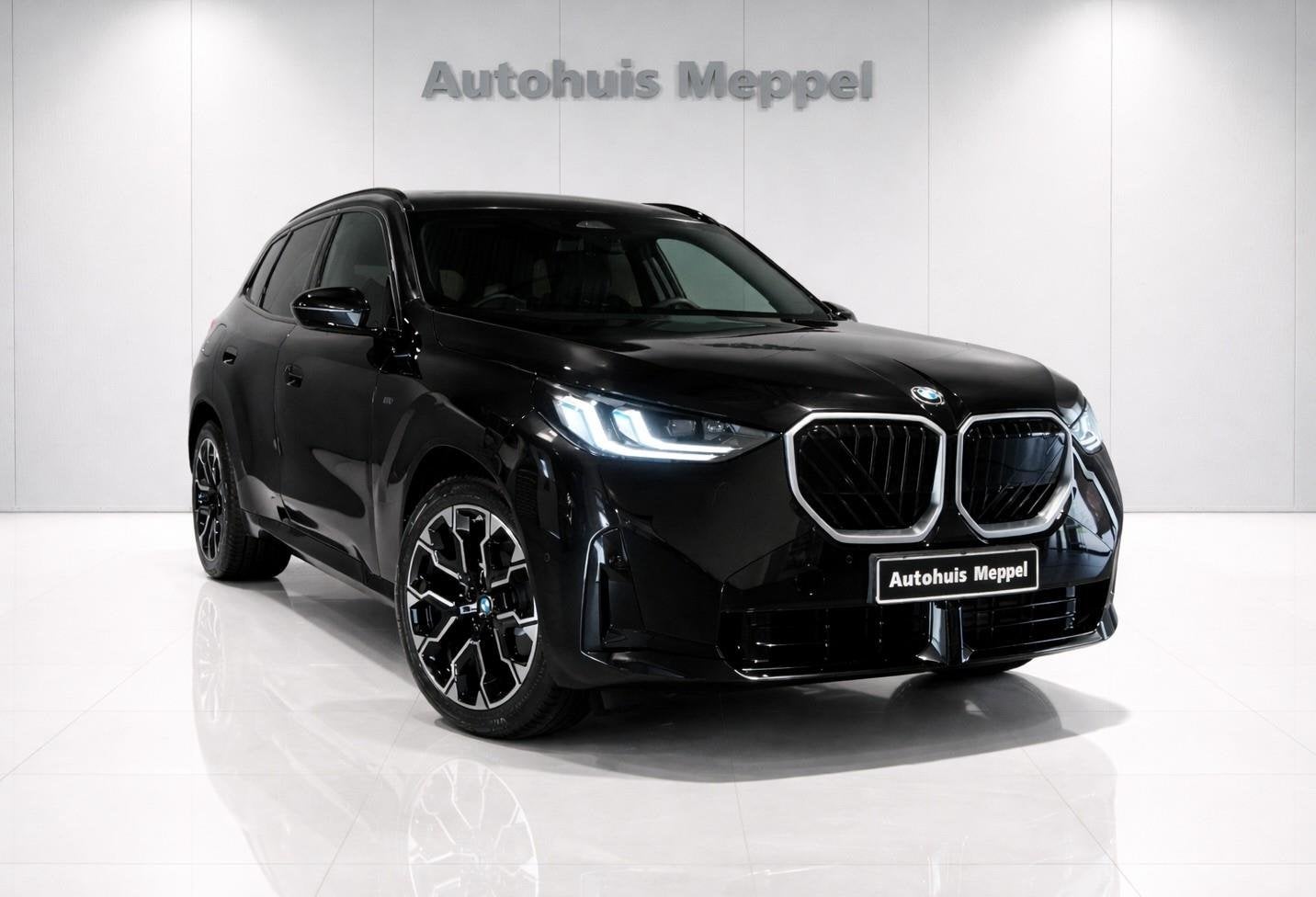 BMW X3 30e NIEUW M-Sport*Trekhaak*H&K*Pano*Shadow Line*PDC, Gebruikt, Zwart, 4 cilinders, Zwart