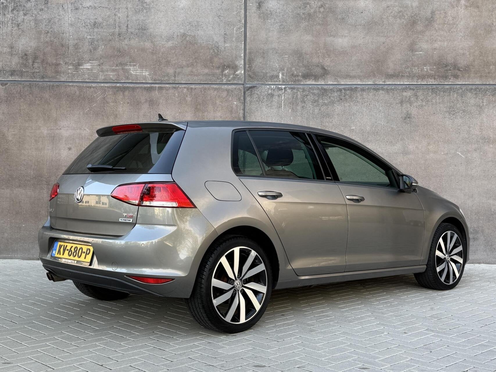 Volkswagen Golf 1.4 TSI ACT Highline | Panorama dak | Naviga, Stof, Gebruikt, 4 cilinders, Automatische klimaatregeling