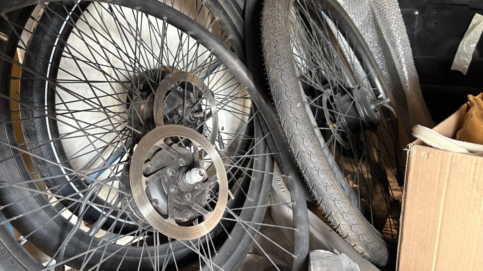Grote partij VanMoof S3 voor- en achterwielen (met/zonder ba, Fietsen en Brommers, Fietsonderdelen, Ophalen of Verzenden, Gebruikt