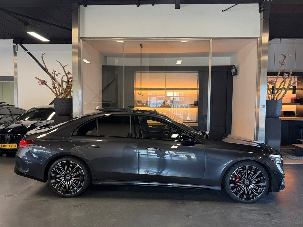 Mercedes-Benz E-klasse 200 Amg night Panorama Memory 360Came, Automaat, Gebruikt, Zwart, Origineel Nederlands