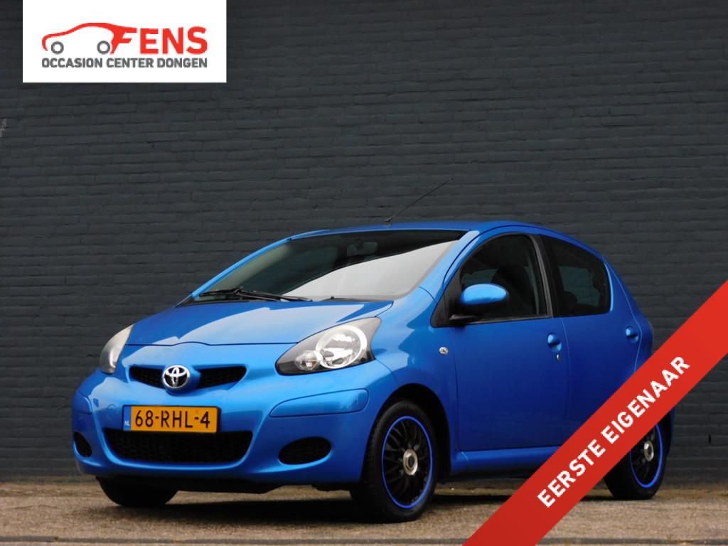 Toyota Aygo 1.0-12V Comfort Navigator 1e EIGENAAR! INC NIEUW, Auto's, Toyota, Voorwielaandrijving, Euro 5, Stof, Gebruikt