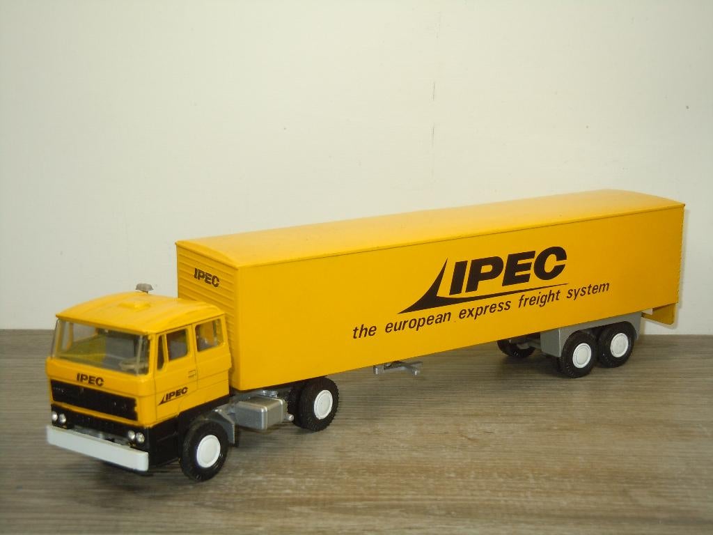 Daf 2800 Truck & Trailer IPEC - Lion Car Holland - 1:50, Gebruikt, Lion car, Verzenden, Holland