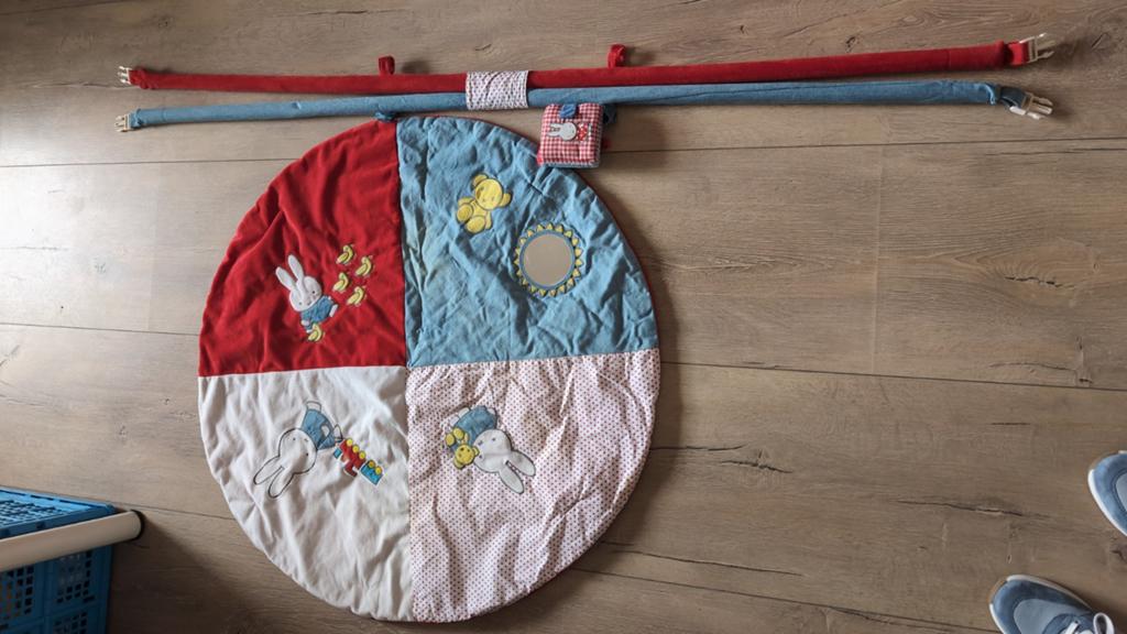 Nijntje speelmat met babygym en boekje, Kinderen en Baby's, Speelgoed | Babyspeelgoed, Ophalen, Gebruikt, Babygym