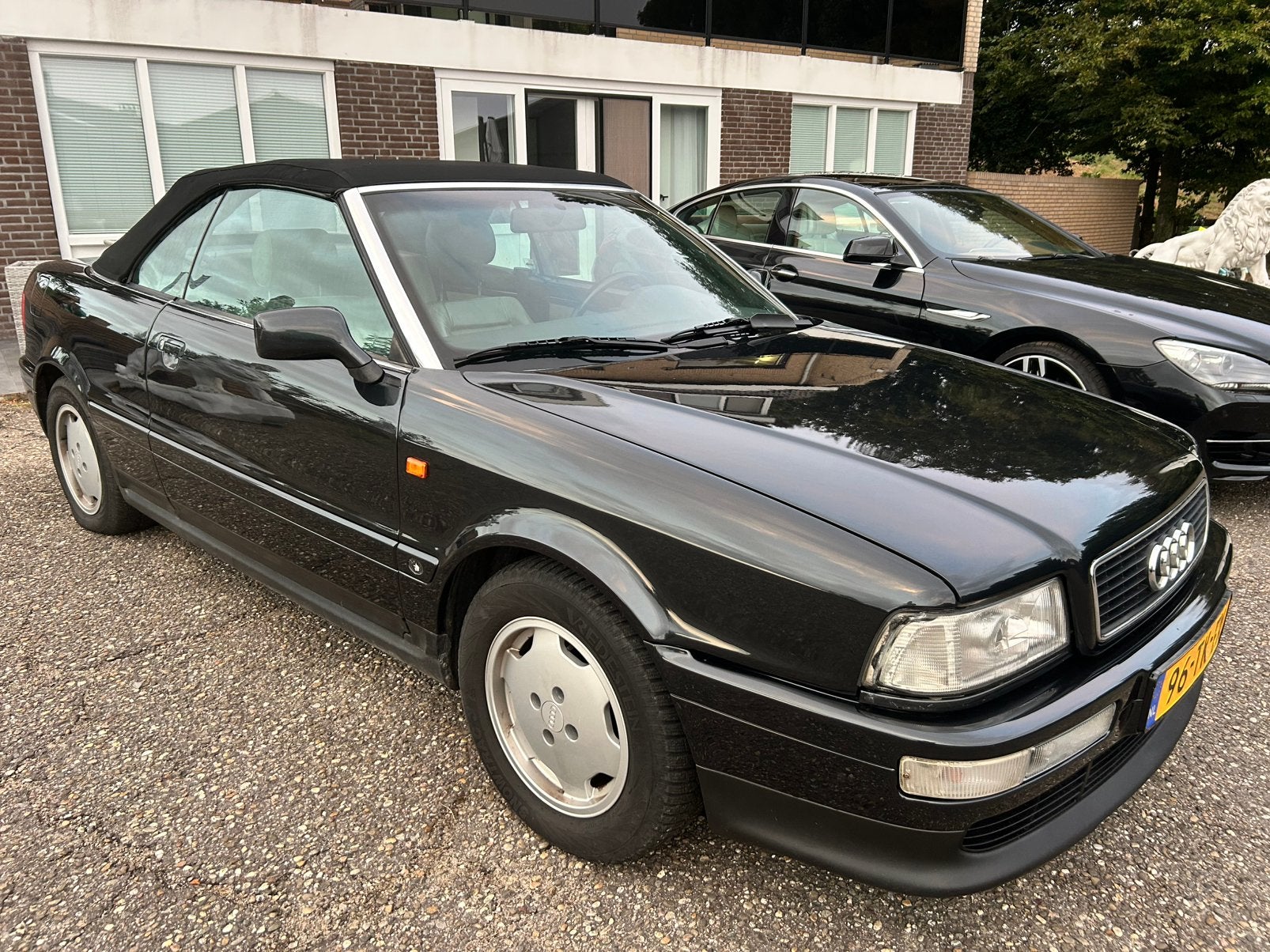 Audi 80 2.8 V6 AUT Cabrio 174PK Airco Leder Stoel verw Xenon, Auto's, Audi, Beige, Cabriolet, 4 stoelen, Leder en Stof