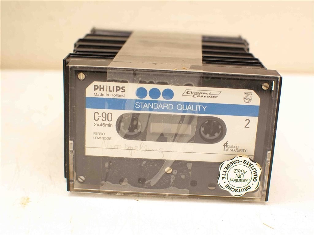 8 Philips cassettebandjes 38691