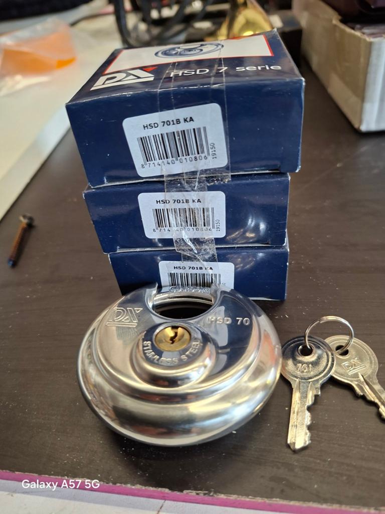 RVS discus hangsloten 70mm gelijksluitend, Ophalen of Verzenden, Nieuw, Rvs, Slot