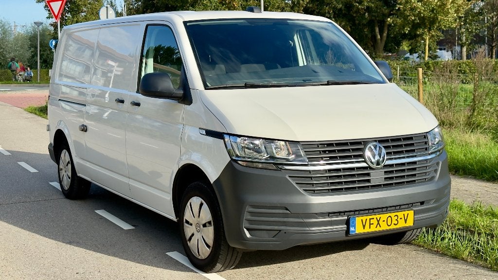 Volkswagen Transporter 2.0 TDI 110pk L2H1 2020 I 89.000km