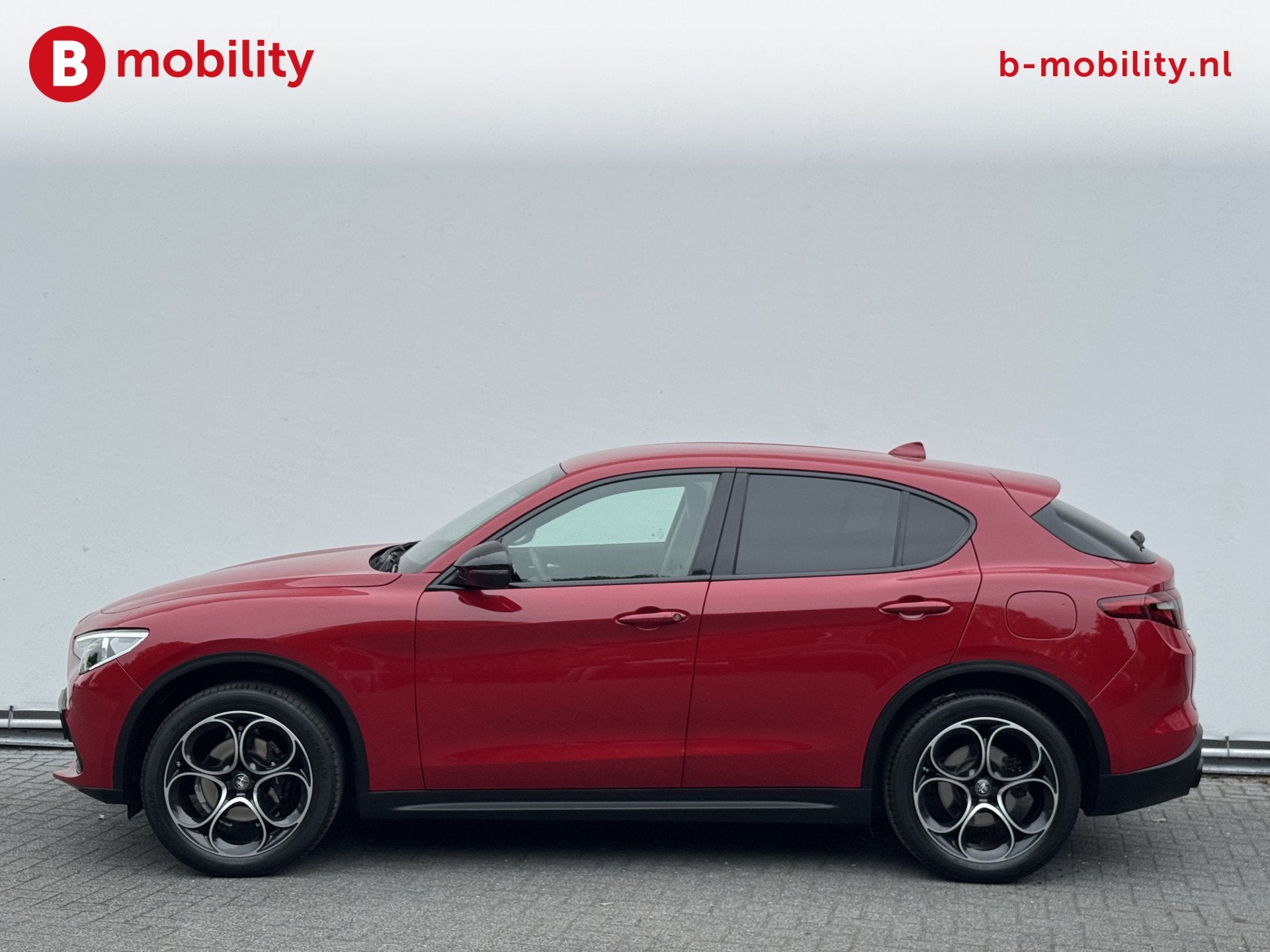 Alfa Romeo Stelvio 2.0 T AWD B-Tech Automaat Trekhaak 2.300k, Auto's, Alfa Romeo, 4 cilinders, Automatische klimaatregeling, Leder