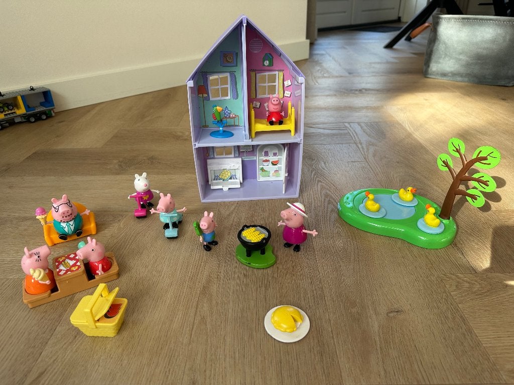 Peppa Pig, Ophalen of Verzenden, Zo goed als nieuw, Poppenhuis