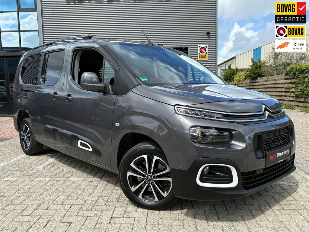 Citroen Berlingo XL 1.2 PureTech Shine 7p. stoelverwarming!, Auto's, Voorwielaandrijving, Stof, Zwart, 1199 cc