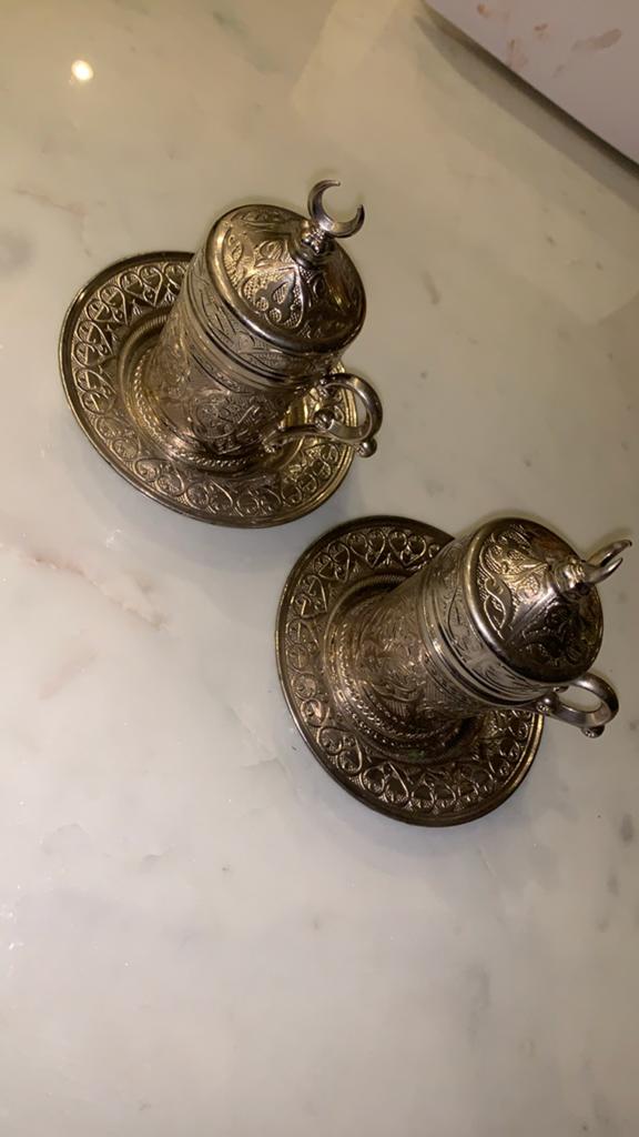 Set van 2 Turkse koffiekopjes met schotels, Ophalen of Verzenden