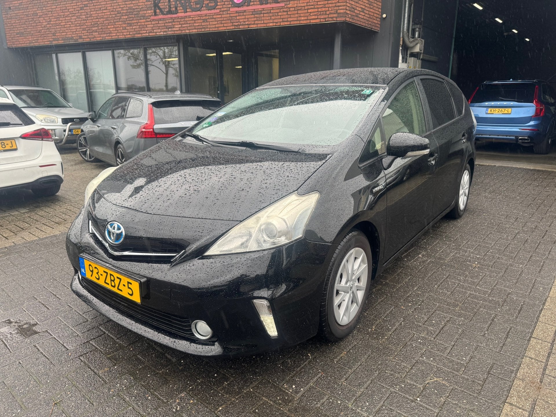 Toyota Prius Wagon 1.8 Aspiration 7PERS PANO CAMERA CRUISE T, Gebruikt, 7 stoelen, Zwart, Origineel Nederlands