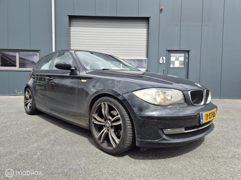 BMW 1-serie 118d Corporate Business Line | EXPORT| | Airco, 1295 kg, 4 cilinders, Zwart, Origineel Nederlands