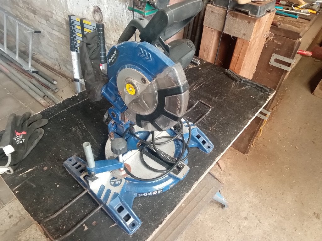 Einhell afkortzaag, Doe-het-zelf en Verbouw, Gereedschap | Zaagmachines, Ophalen, Gebruikt, Afkortzaag, 30 tot 70 mm