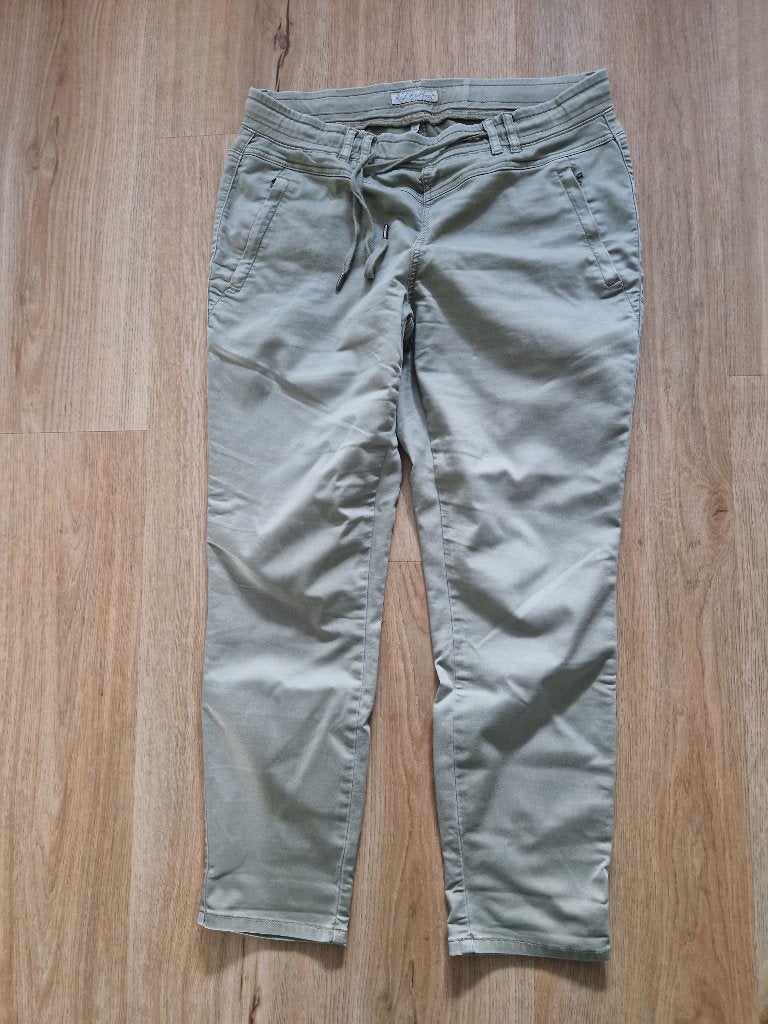 Red button broek Tessy crp jog maat 42, Kleding | Dames, Maat 42/44 (L), Ophalen of Verzenden, Zo goed als nieuw, Lang