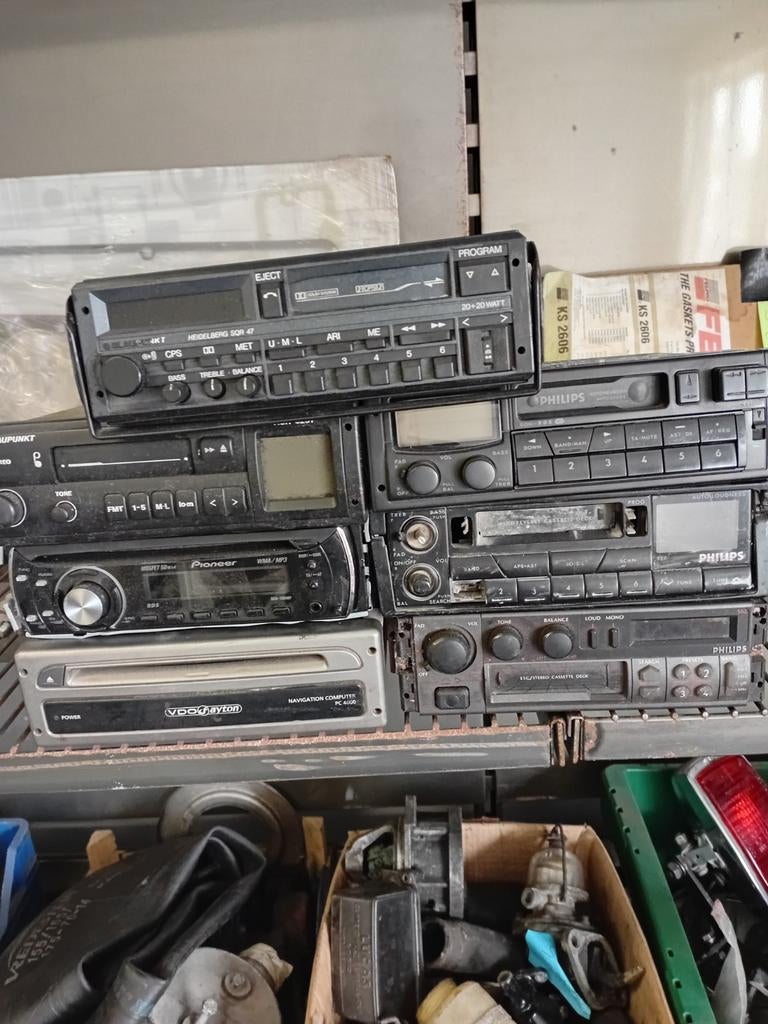 Auto'radio 29 stuks radio, Ophalen of Verzenden