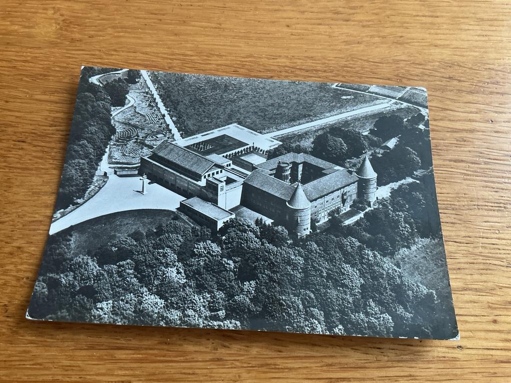 L29 Vaals Abdij Sint Benedictusberg, Ophalen of Verzenden, Limburg