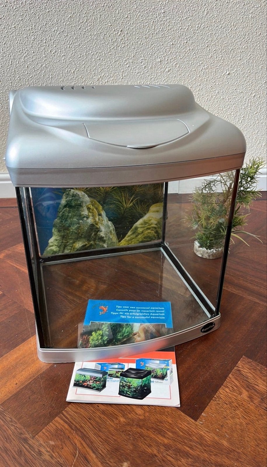 SuperFish aquarium incl pomp,grind,deco, Dieren en Toebehoren, Ophalen, Gebruikt, Inclusief deksel, Leeg aquarium