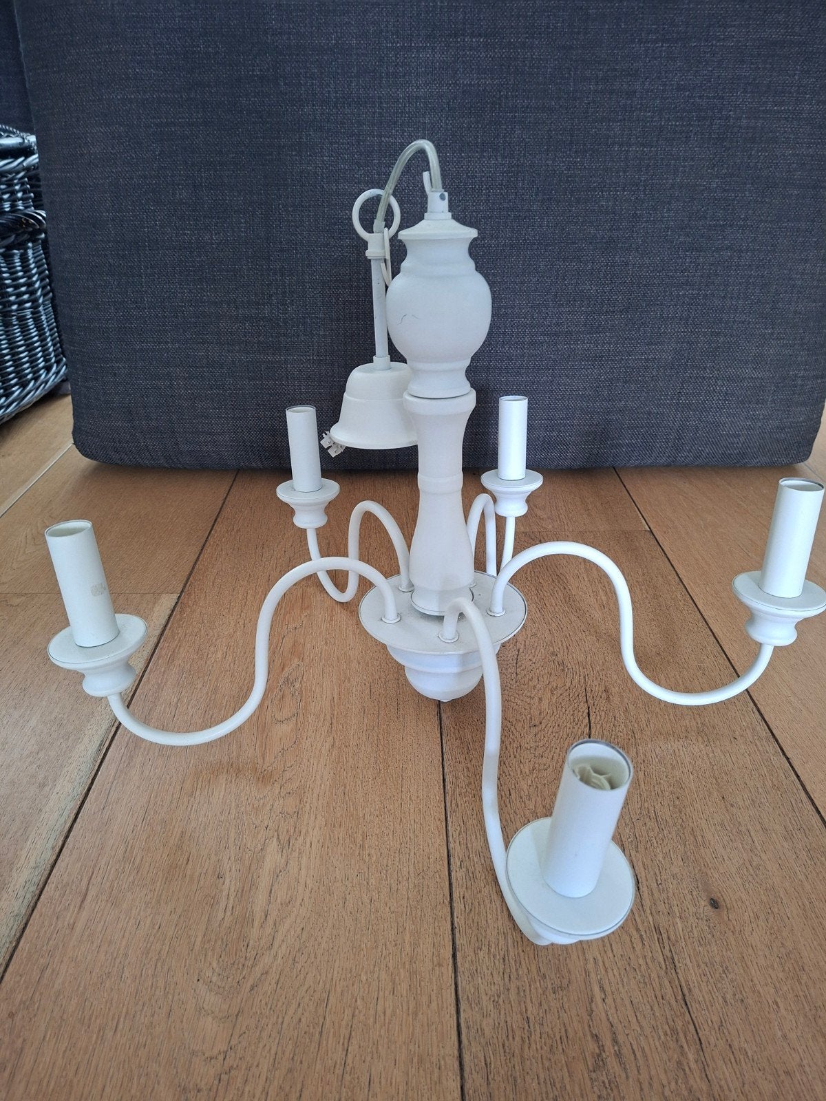 Witte metalen kroonluchter., Ophalen, Gebruikt, Metaal, Klassiek