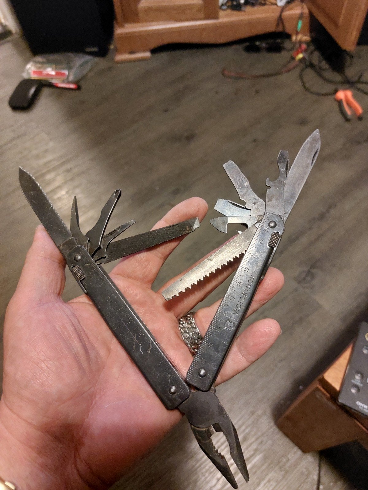 Victorinox swiss Multitool bs black oxideMes - Zeer Goede St, Ophalen of Verzenden, Zo goed als nieuw, Multitool, Overige merken