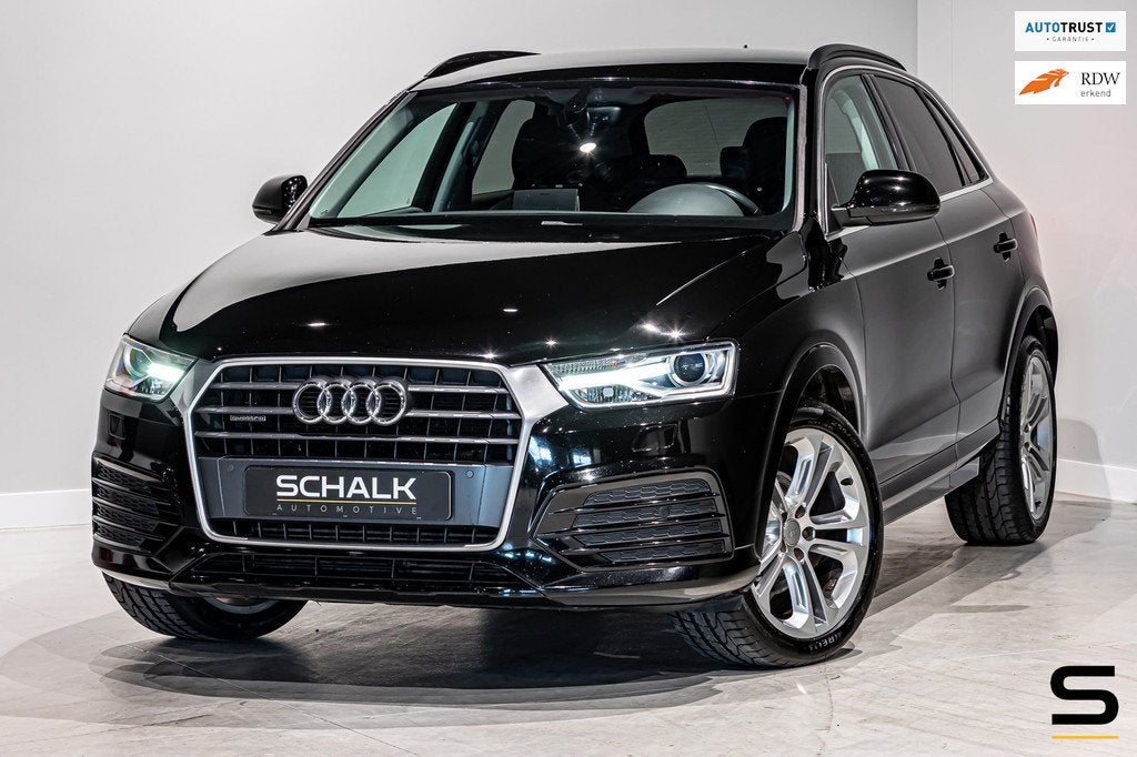 Audi Q3 2.0 TFSI quattro Design Pro|Xenon|S-Line|Cam|Trekhaa, Auto's, Audi, Bedrijf, Te koop, Q3, 4x4, ABS, Achteruitrijcamera