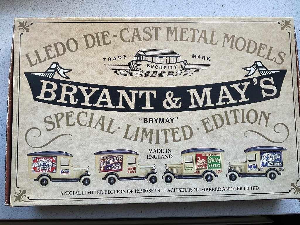 Lledo Days Gone Bryant & May’s Spec.lim.ed. Set van 4 m/b/c, Verzenden, Zo goed als nieuw, Bus of Vrachtwagen, Overige merken