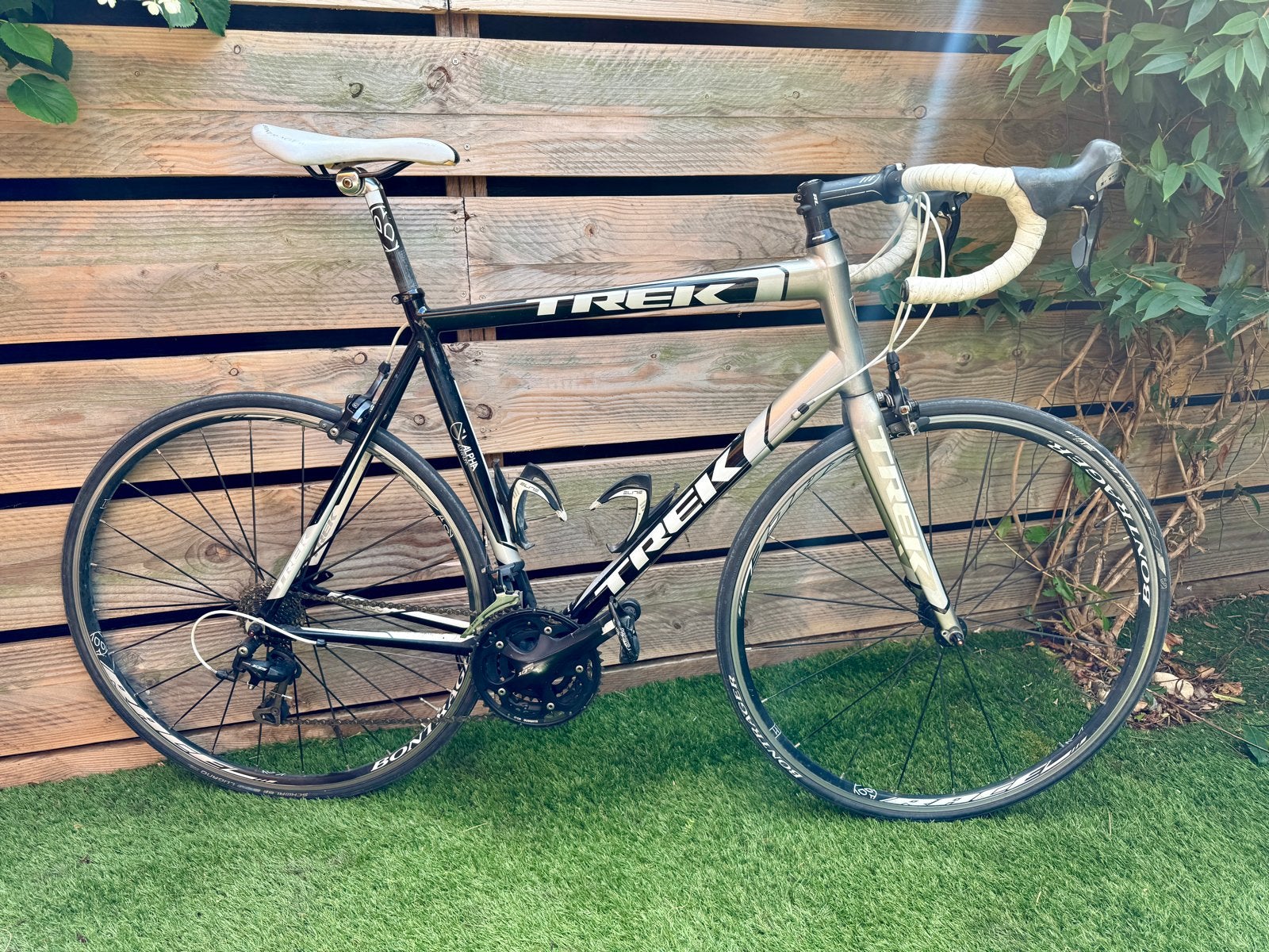 Trek 2.3 / 3x10 versnellingen / 28 inch / framemaat 52, 28 inch, Gebruikt, Aluminium, 49 tot 53 cm