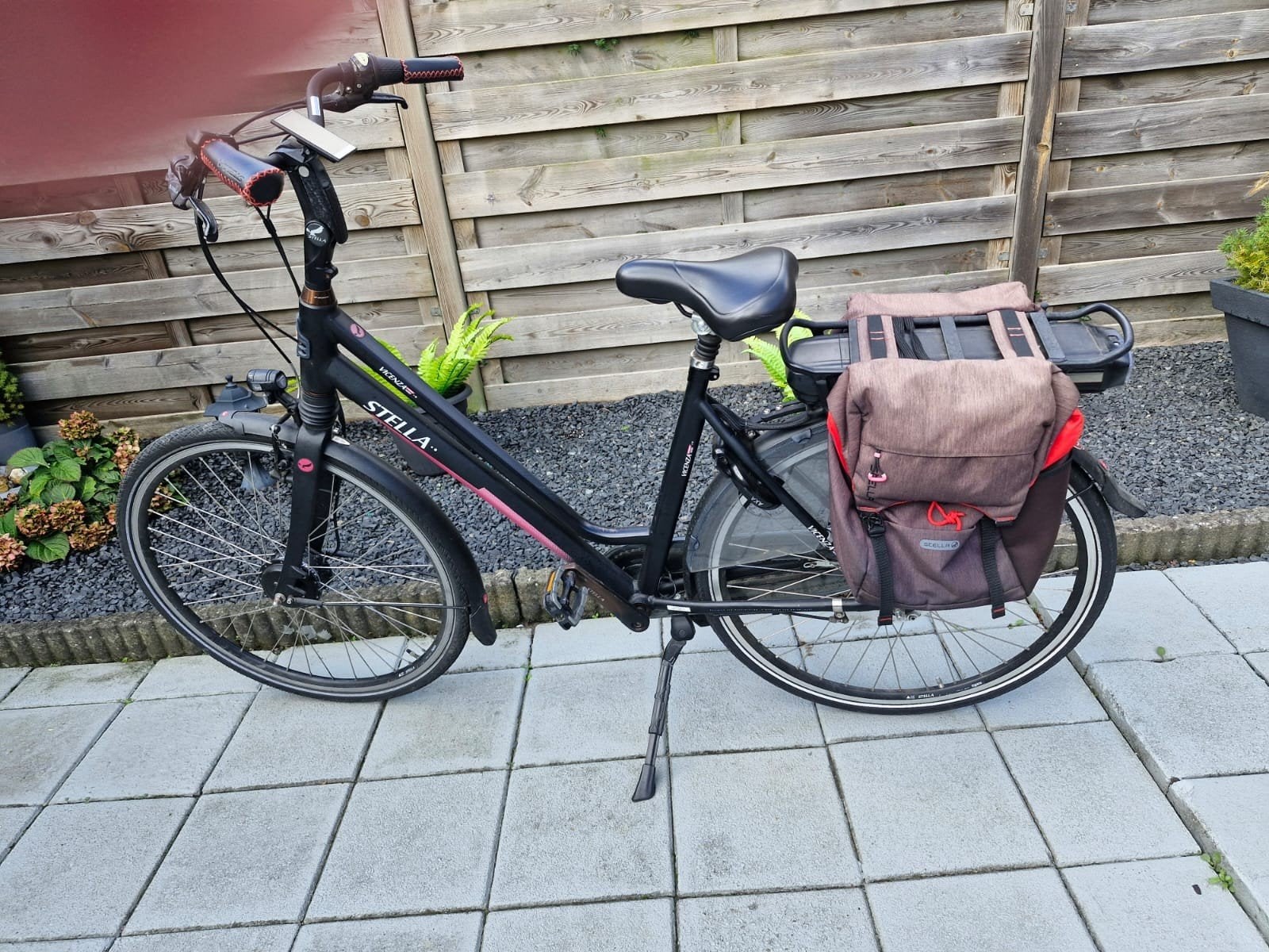 Elektrische damesfiets Stella Vicenzo Superior, Fietsen en Brommers, Ophalen, Zo goed als nieuw, Overige merken
