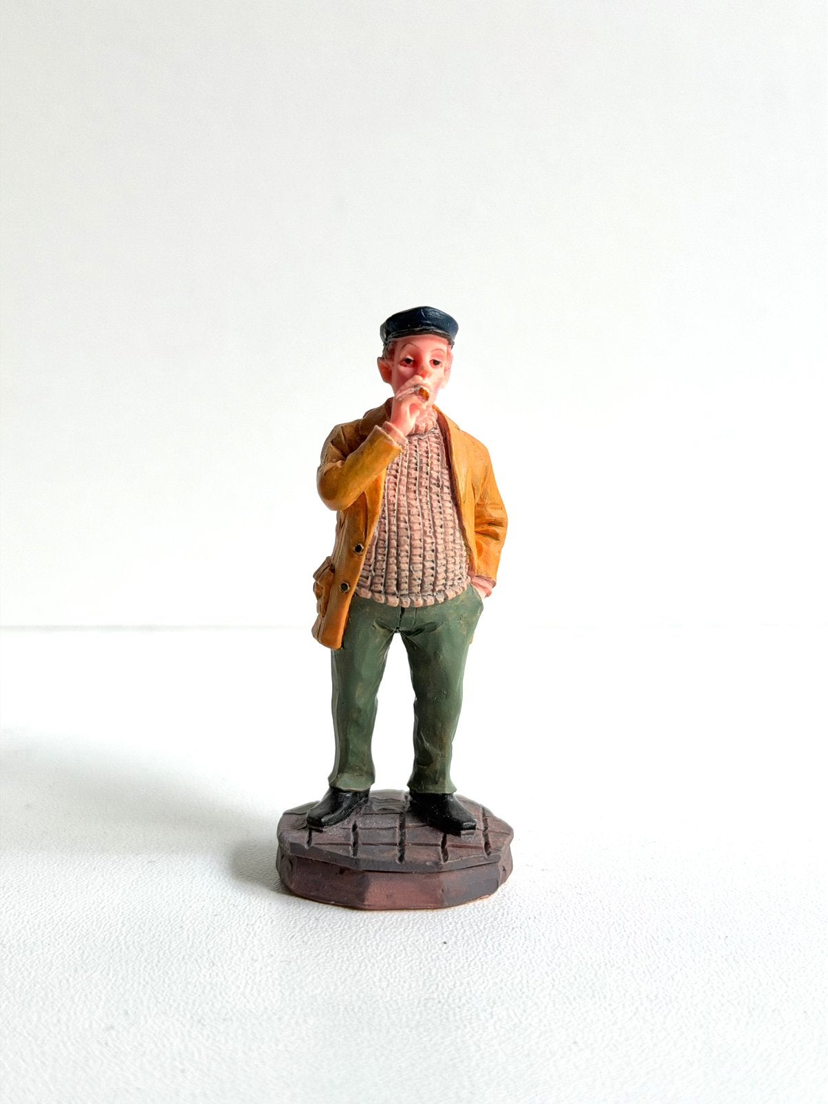 Lemax Smoking Man (32697), Diversen, Kerst, Verzenden