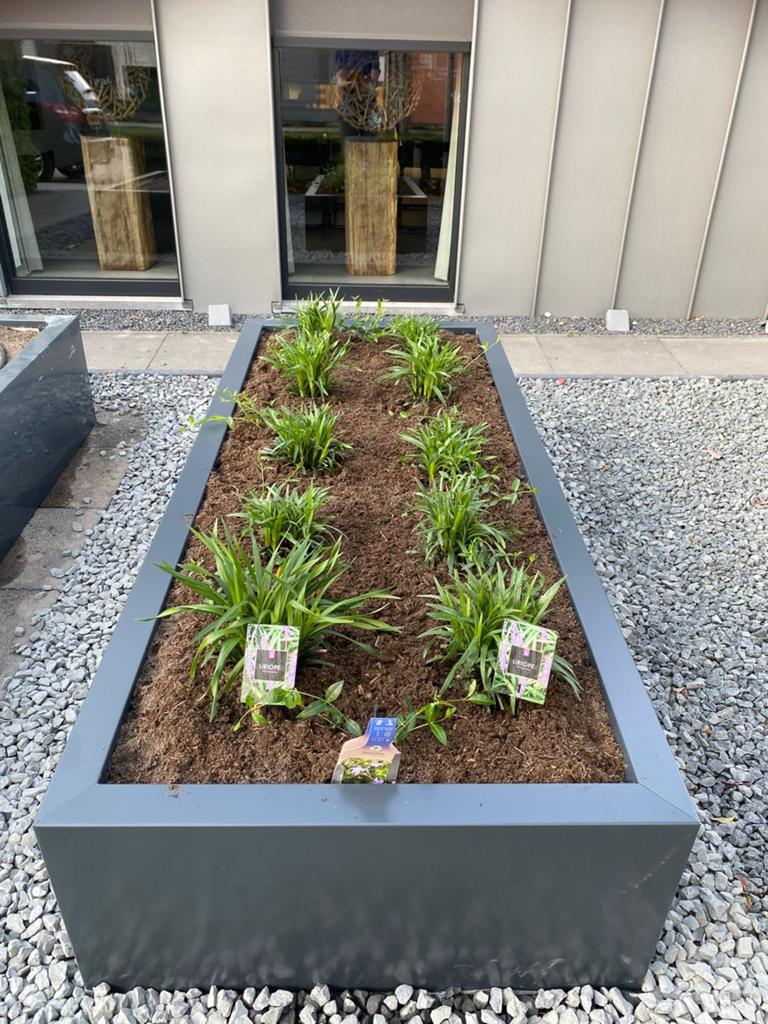 zwarte bloembakken (plantenbakken) in elk gewenste maat, Ophalen of Verzenden, Nieuw, Metaal, Balkon