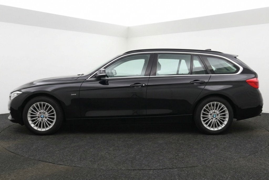 BMW 3 Serie touring 320 i Luxury Line Purity Pano l Leder l, Auto's, BMW, Automaat, 1998 cc, Gebruikt, Euro 6