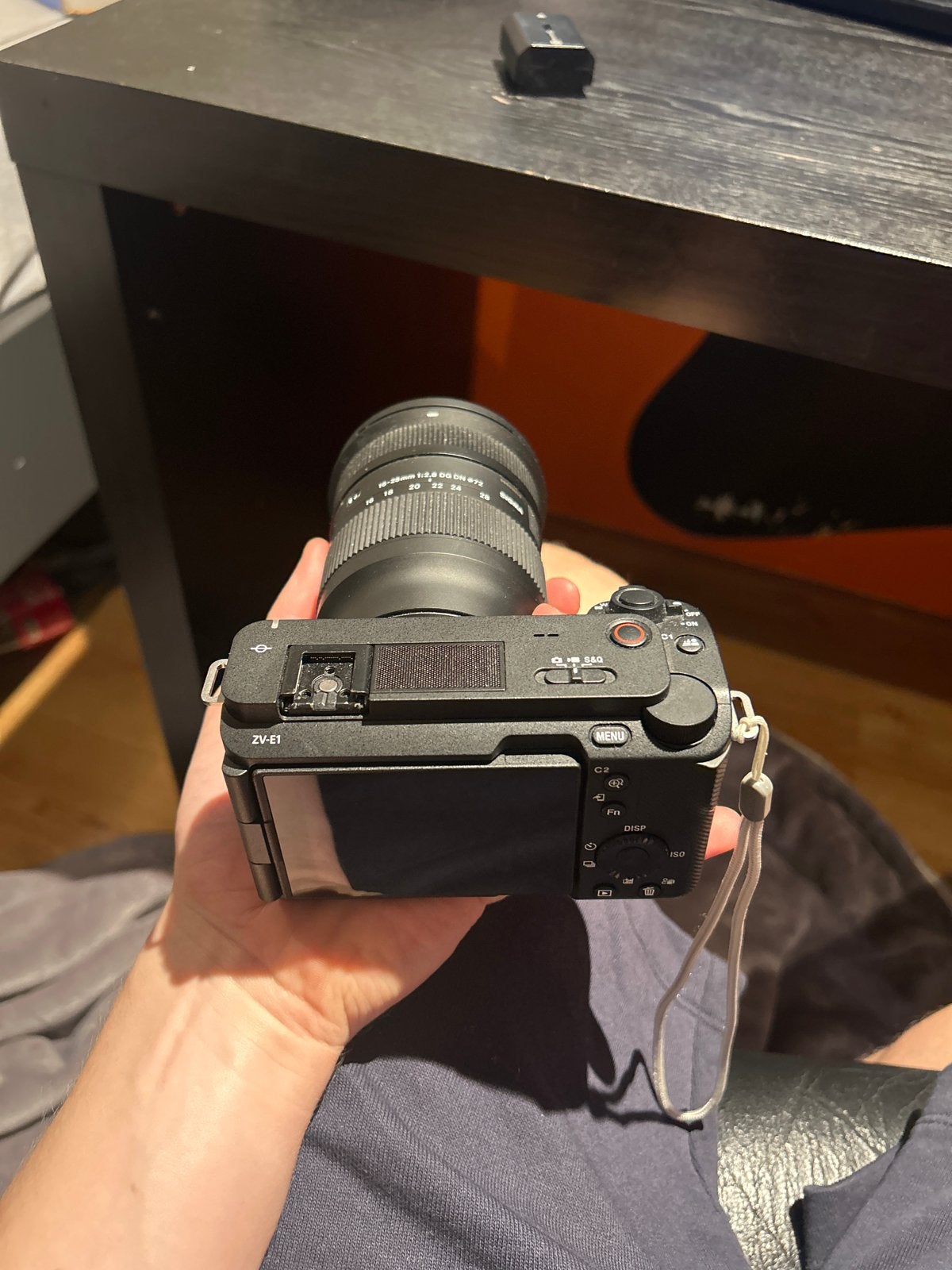 Foto 3 van Sony ZV-E1 met Sigma 16-28mm f/2.8 lens