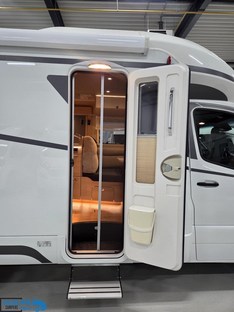 Hymer BMC-T 600 WhiteLine *Automaat 170pk* Levelsyst* Bomvol, Caravans en Kamperen, Automaat, 7 tot 8 meter, Bedrijf, Diesel